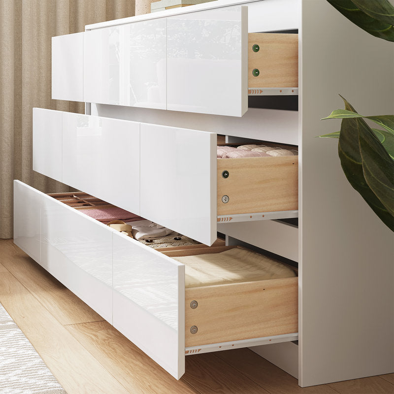 Modern White High Gloss 6-Drawer Dresser with Sleek Handleless Design