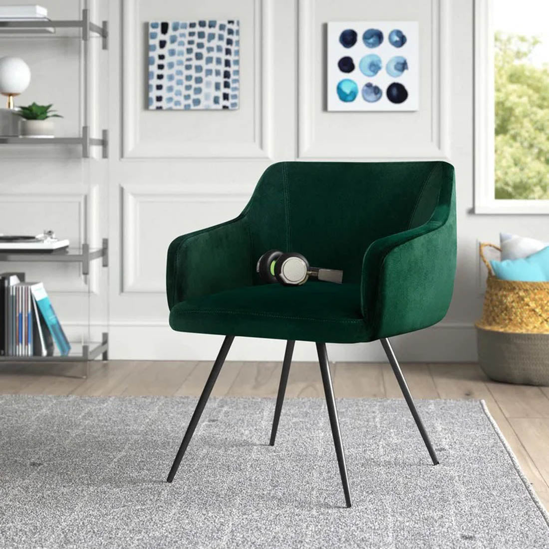 Aesthetic Green Plush Velvet Accent Chair - Decor Smart