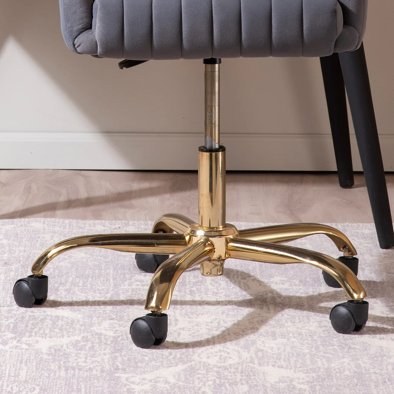 Chic Grey Accent Chair with Tufted Design